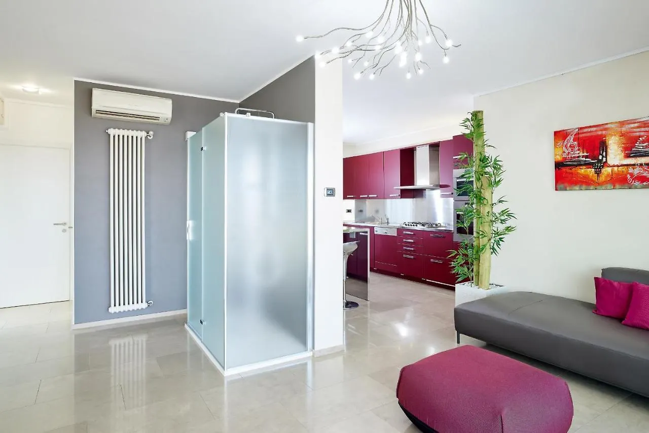 Luxury Suite La Finestra Sul Lago Peschiera del Garda